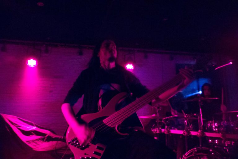 Titans Fall Harder en concert, photo Noise Injection