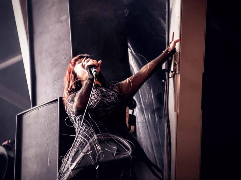 Julie Christmas en concert, photo Noise Injection