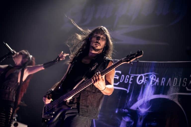 Edge of Paradise en concert, photo Noise Injection