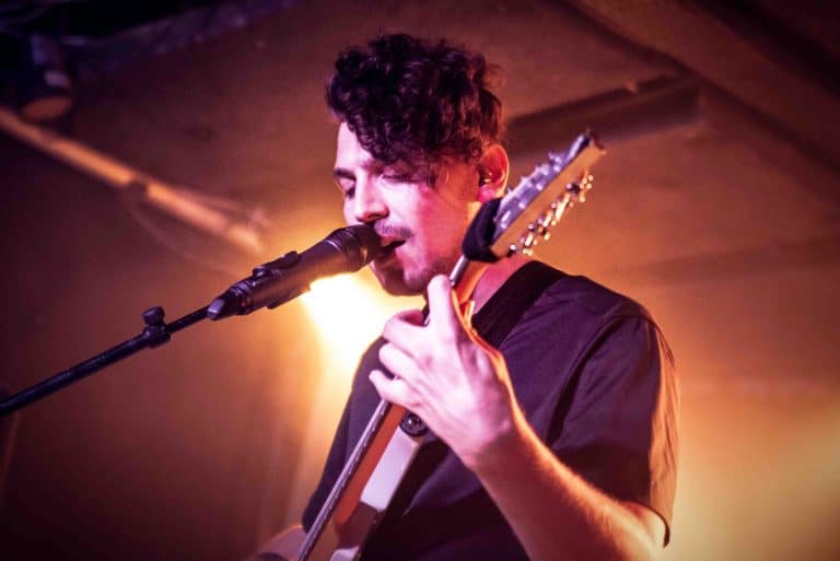 Equals Infinity en concert, photo Noise Injection