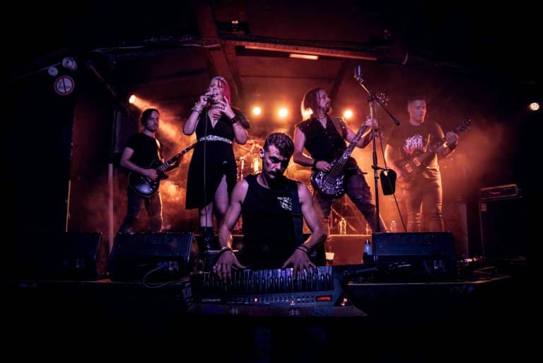 Ever After en concert, photo Noise Injection