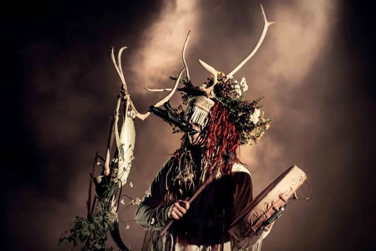 Heilung en concert, photo Noise Injection