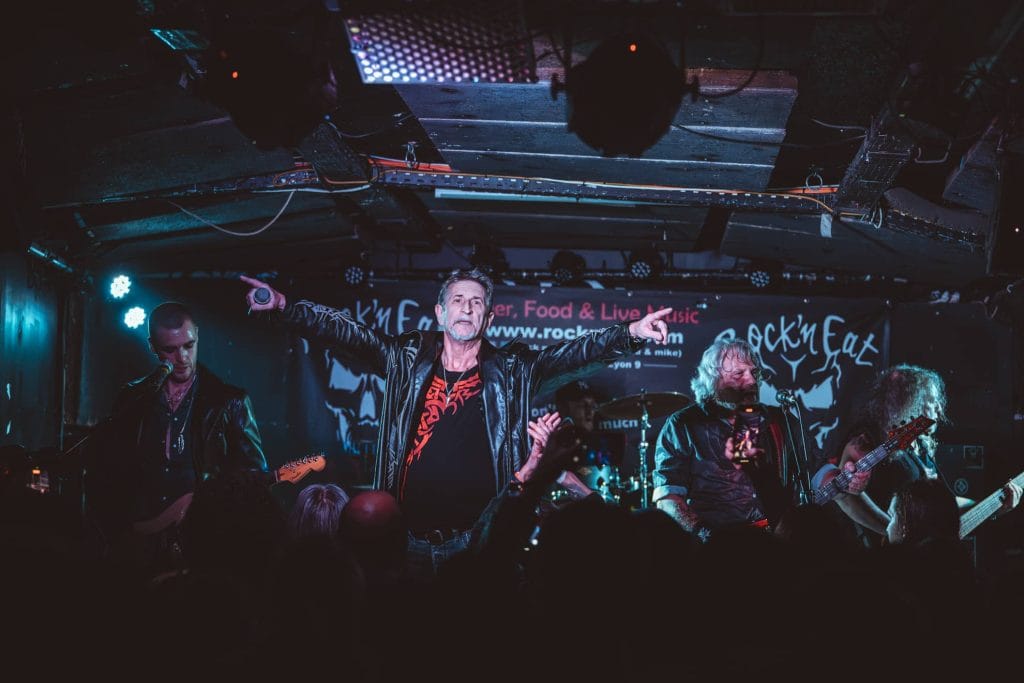Revenge Origins en concert
