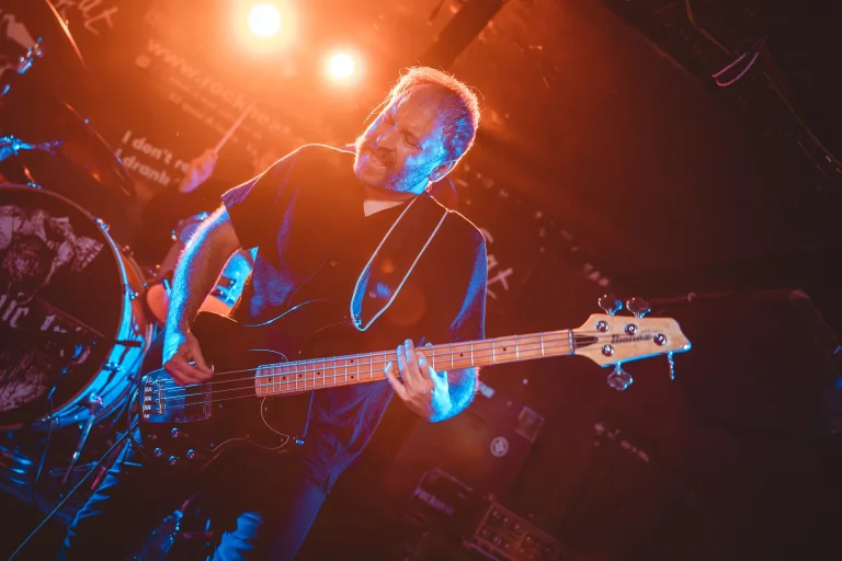Wizard Must Die en concert, photo Noise Injection