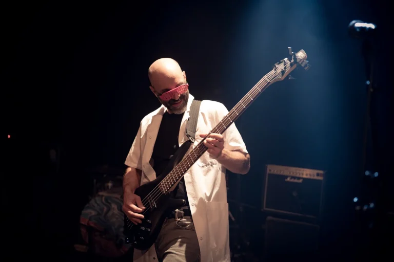 Gagner de l'Argent en concert, photo Noise Injection