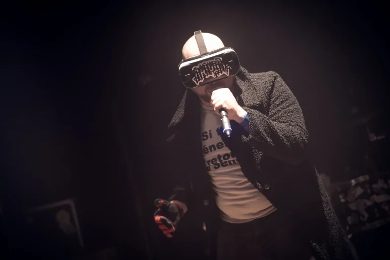 Gagner de l'Argent en concert, photo Noise Injection