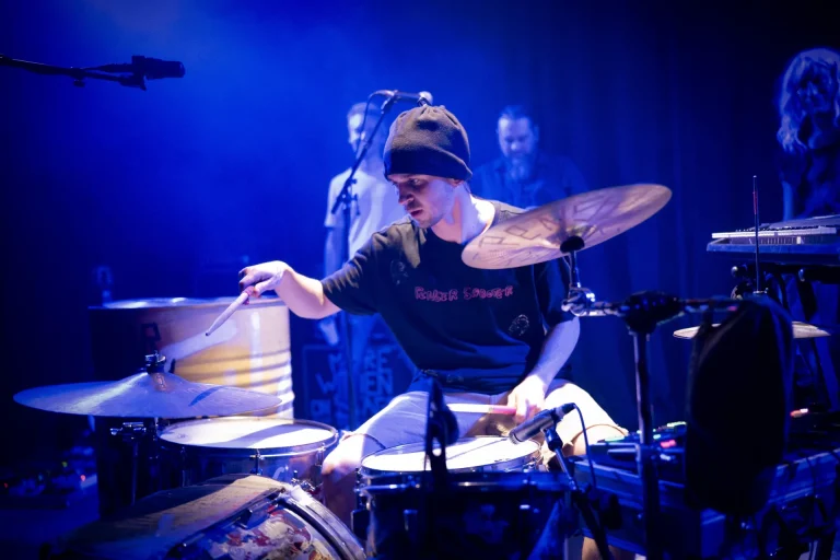 Penser Saboter en concert, photo Noise Injection