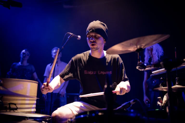 Penser Saboter en concert, photo Noise Injection