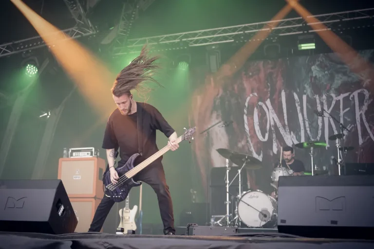 Conjurer en concert, photo Noise Injection