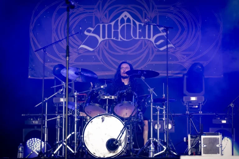 Silhouette en concert, photo Noise Injection